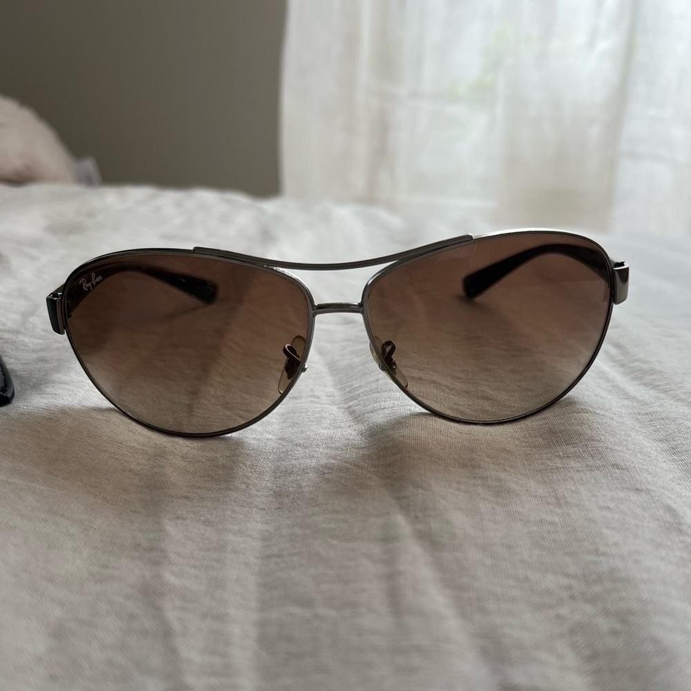 Ray Ban Aviator Sunglasses